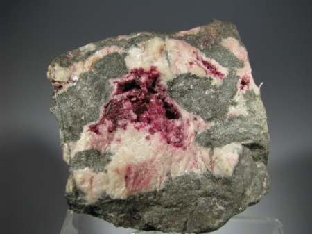 Roselite - Bou Azzer Mine, Morocco